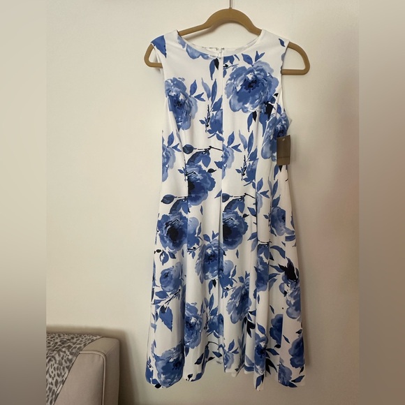 NIPON BOUTIQUE size 4 floral pattern dress. - Picture 8 of 8